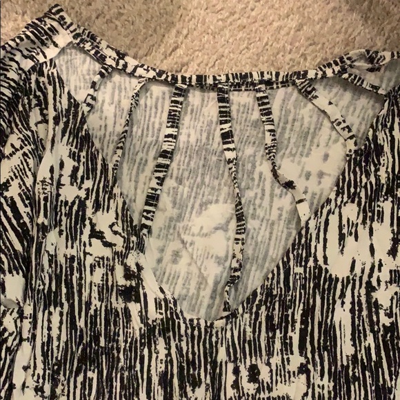 Cute shirt - Picture 2 of 2